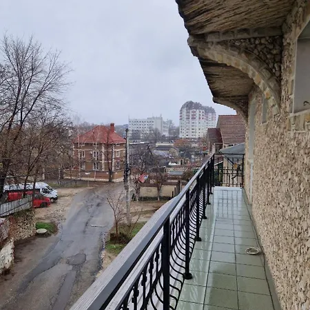 Odessa 14 *