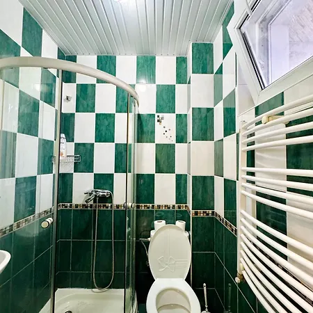 Odessa 14 *